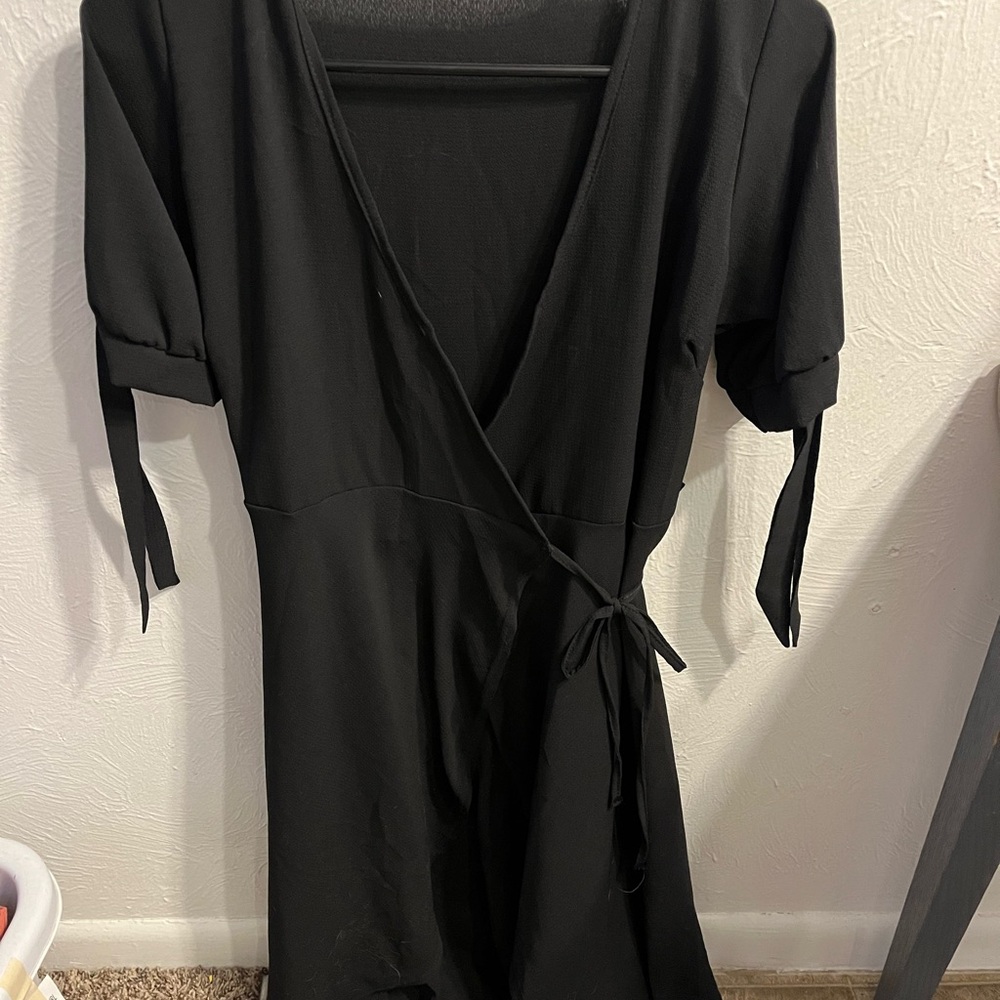 Boohoo Black Dress with Tie Sleeves